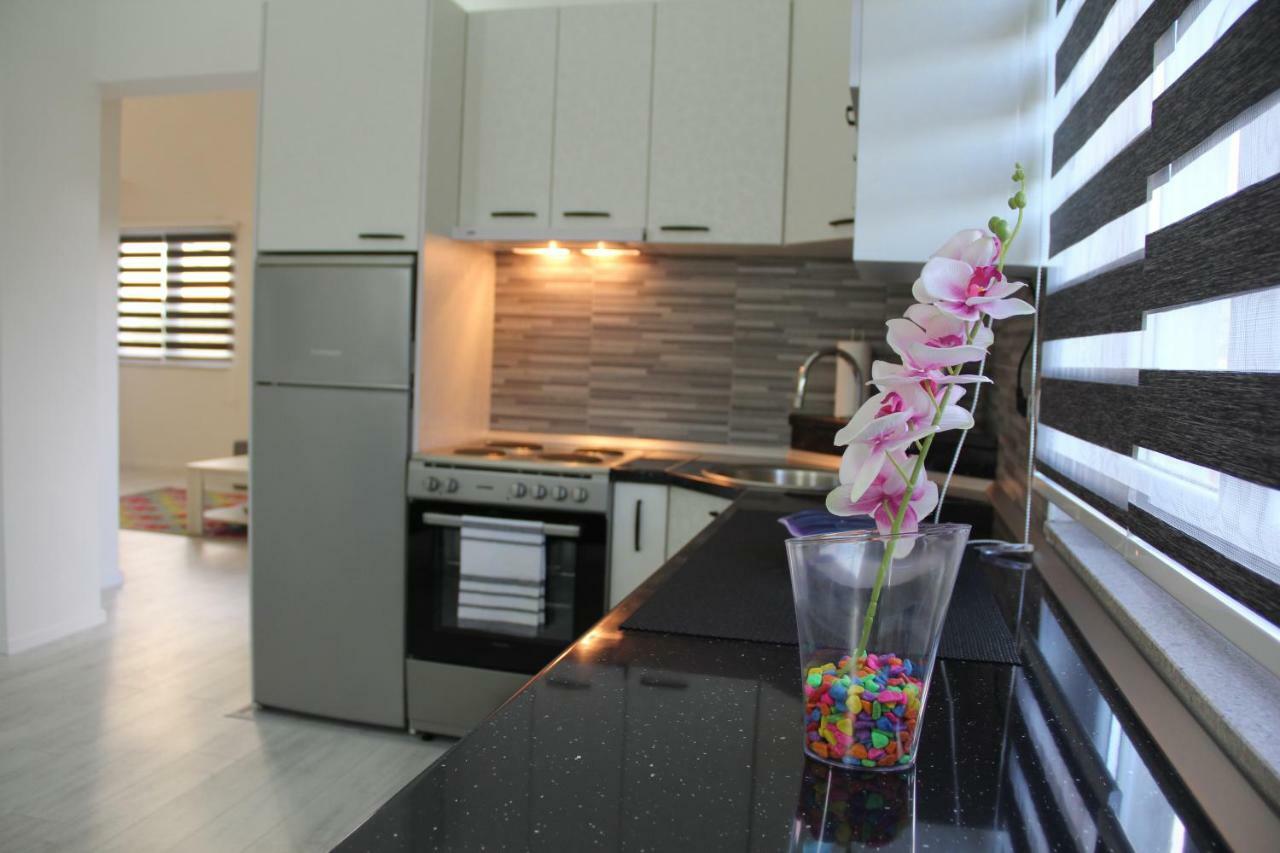 Holiday Home Flora Mostar Exterior photo
